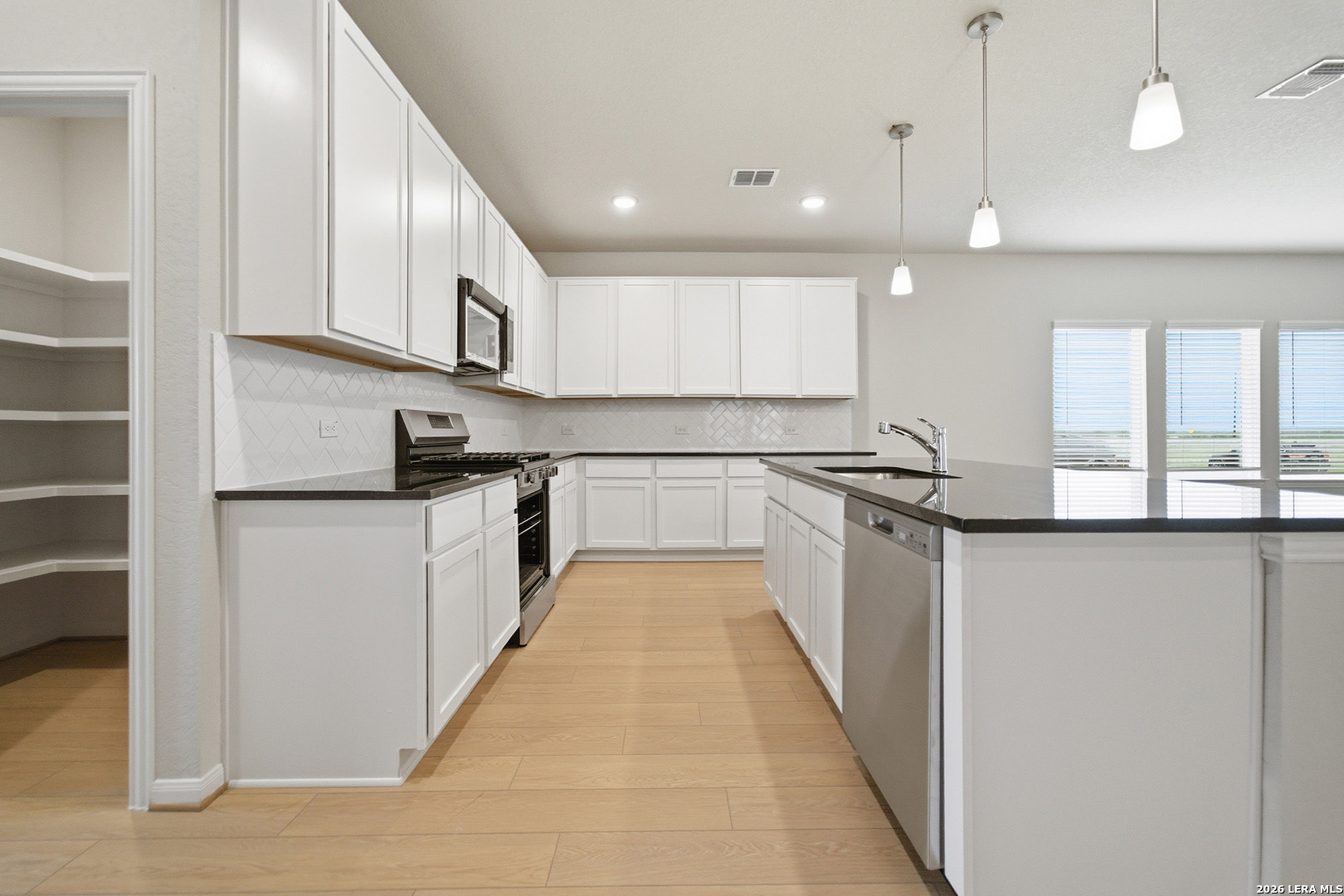 7016 Sycamore Hollow, San Antonio, TX 78252