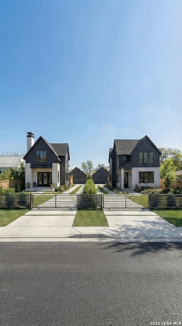810 Sherman, San Antonio, TX 78202