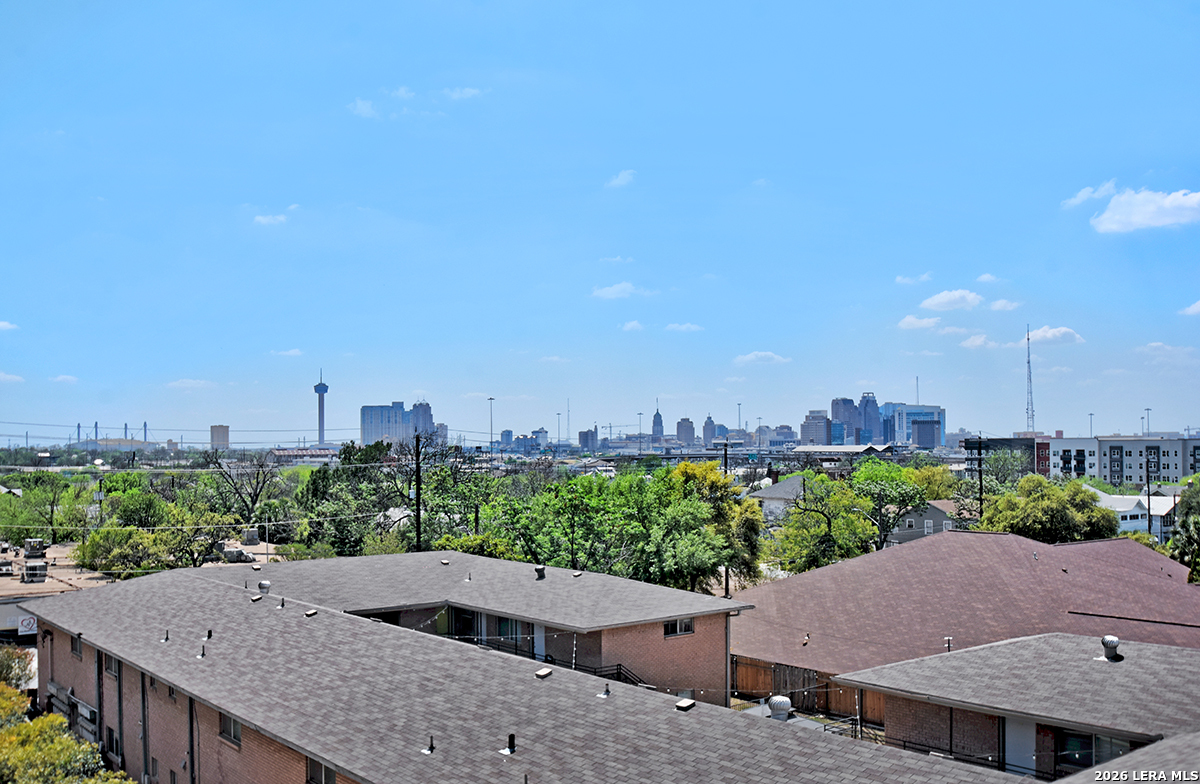 914 Josephine St Listing Cover Image