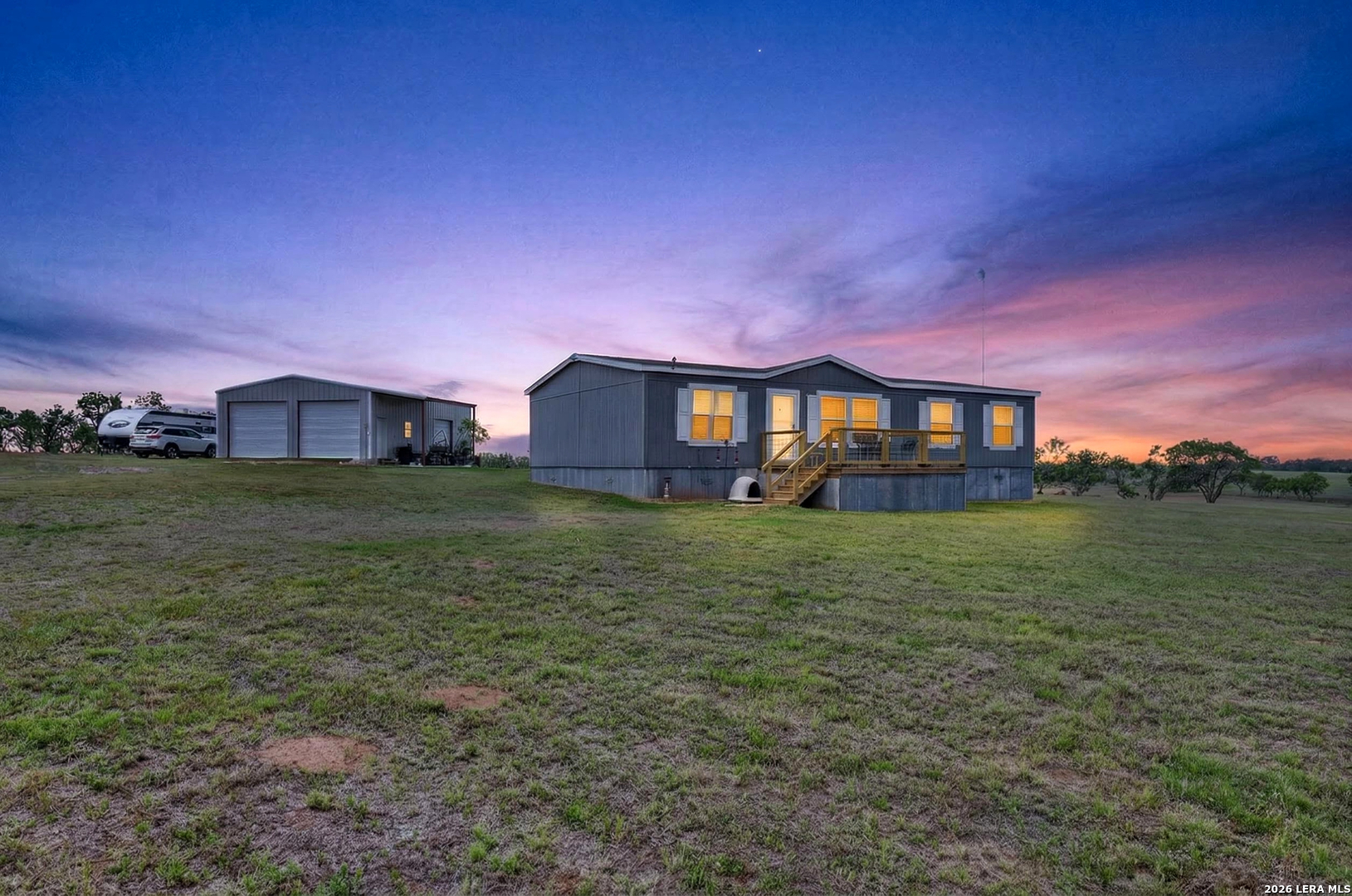 435 Farm to Market 539, Floresville, TX 78114