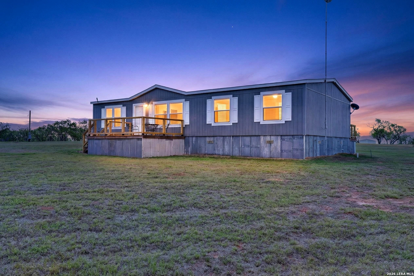 435 Farm to Market 539, Floresville, TX 78114