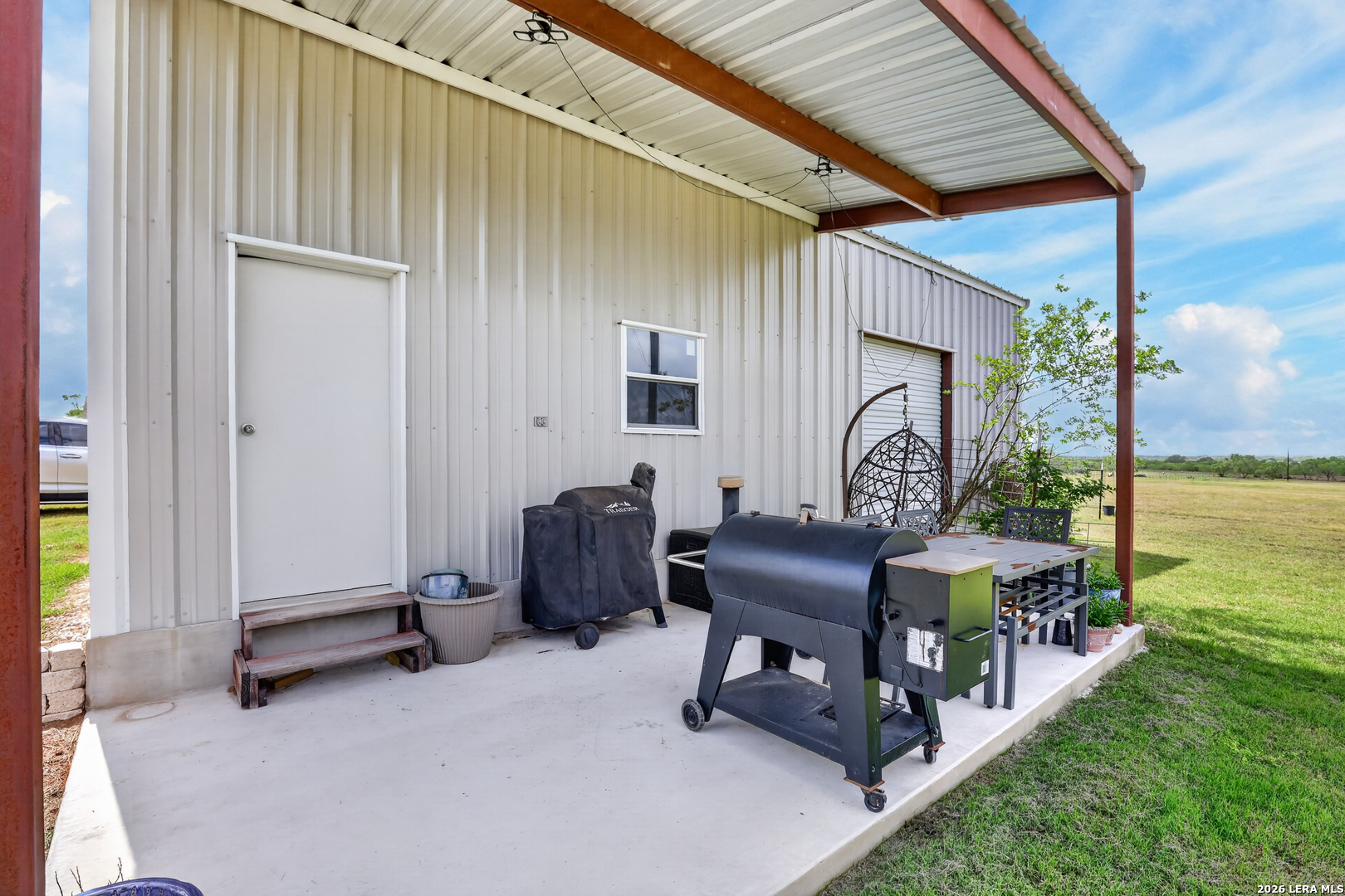 435 Farm to Market 539, Floresville, TX 78114