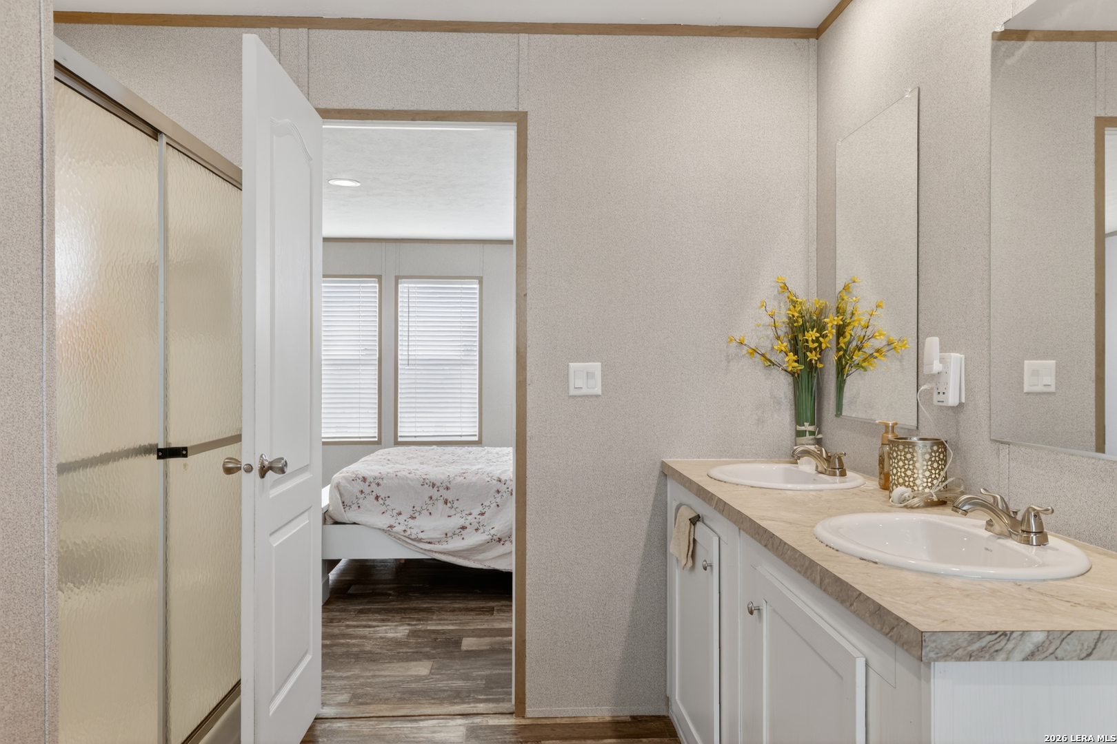 435 Farm to Market 539, Floresville, TX 78114