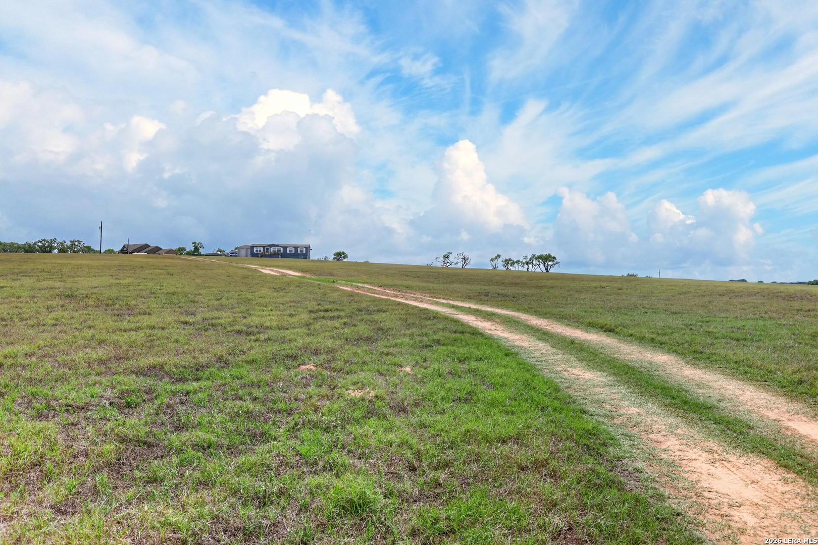 435 Farm to Market 539, Floresville, TX 78114