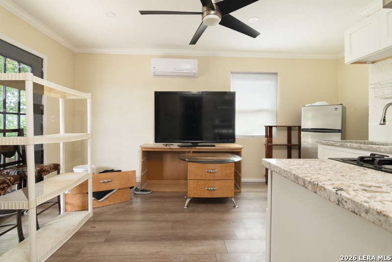 560 W HIGHLAND BLVD, #2, San Antonio, TX 78210