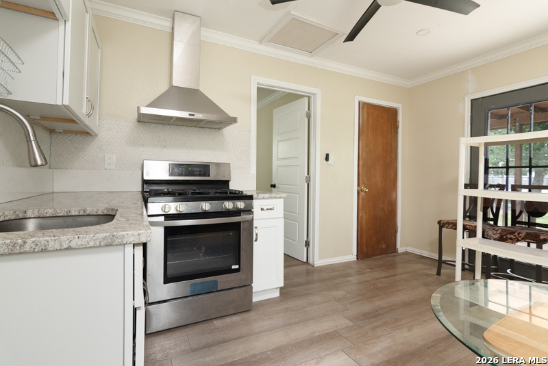 560 W HIGHLAND BLVD, #2, San Antonio, TX 78210