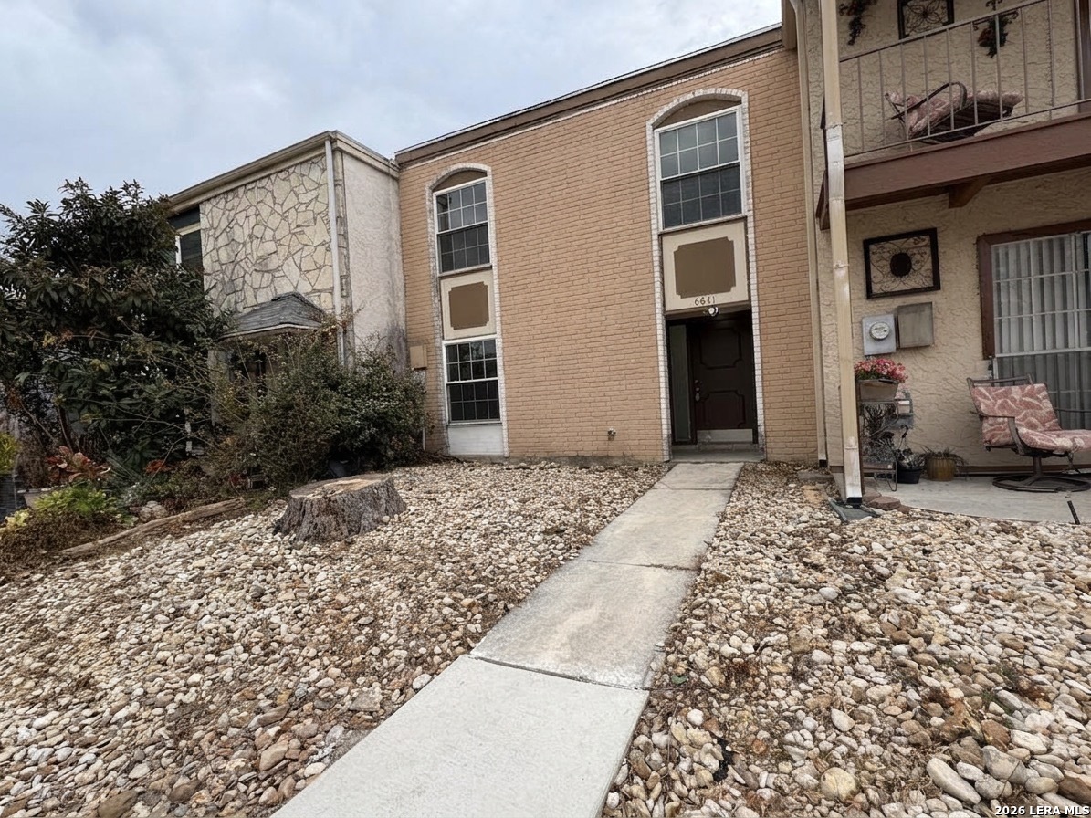 6631 Spring Hurst Listing Cover Image