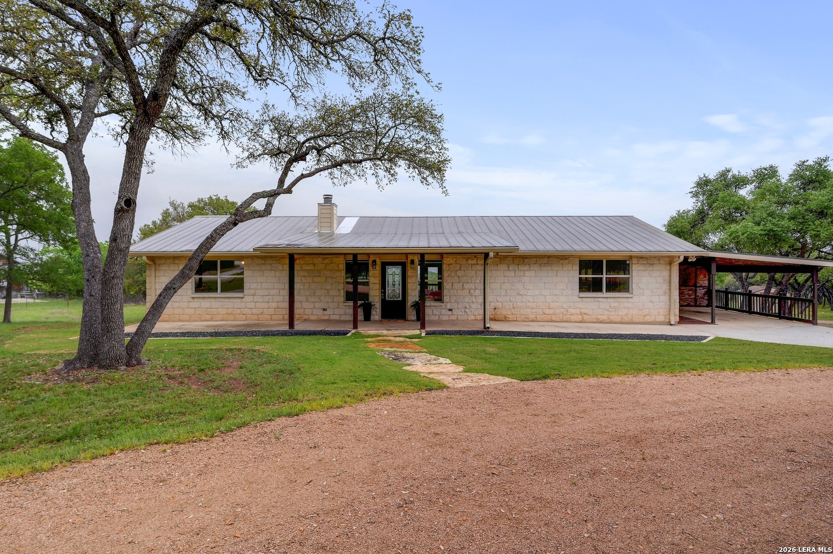1267 RIVER BEND DR, Blanco, TX 78606