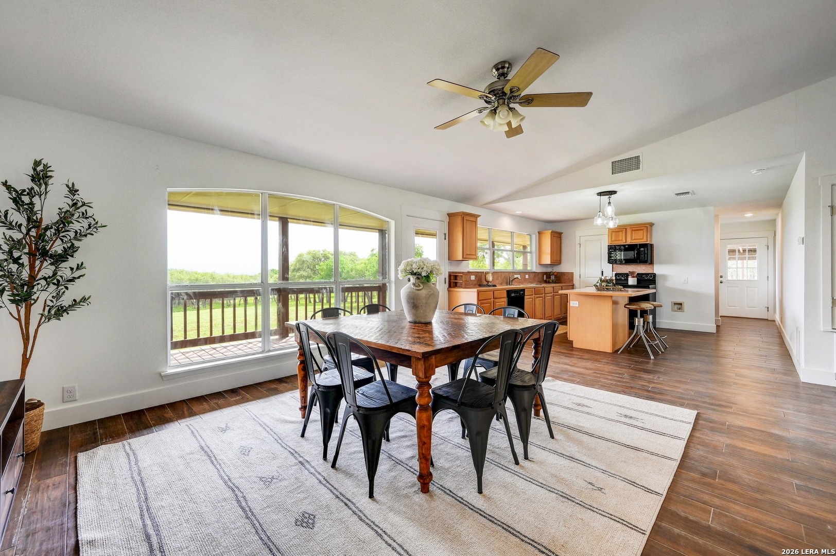 1267 RIVER BEND DR, Blanco, TX 78606