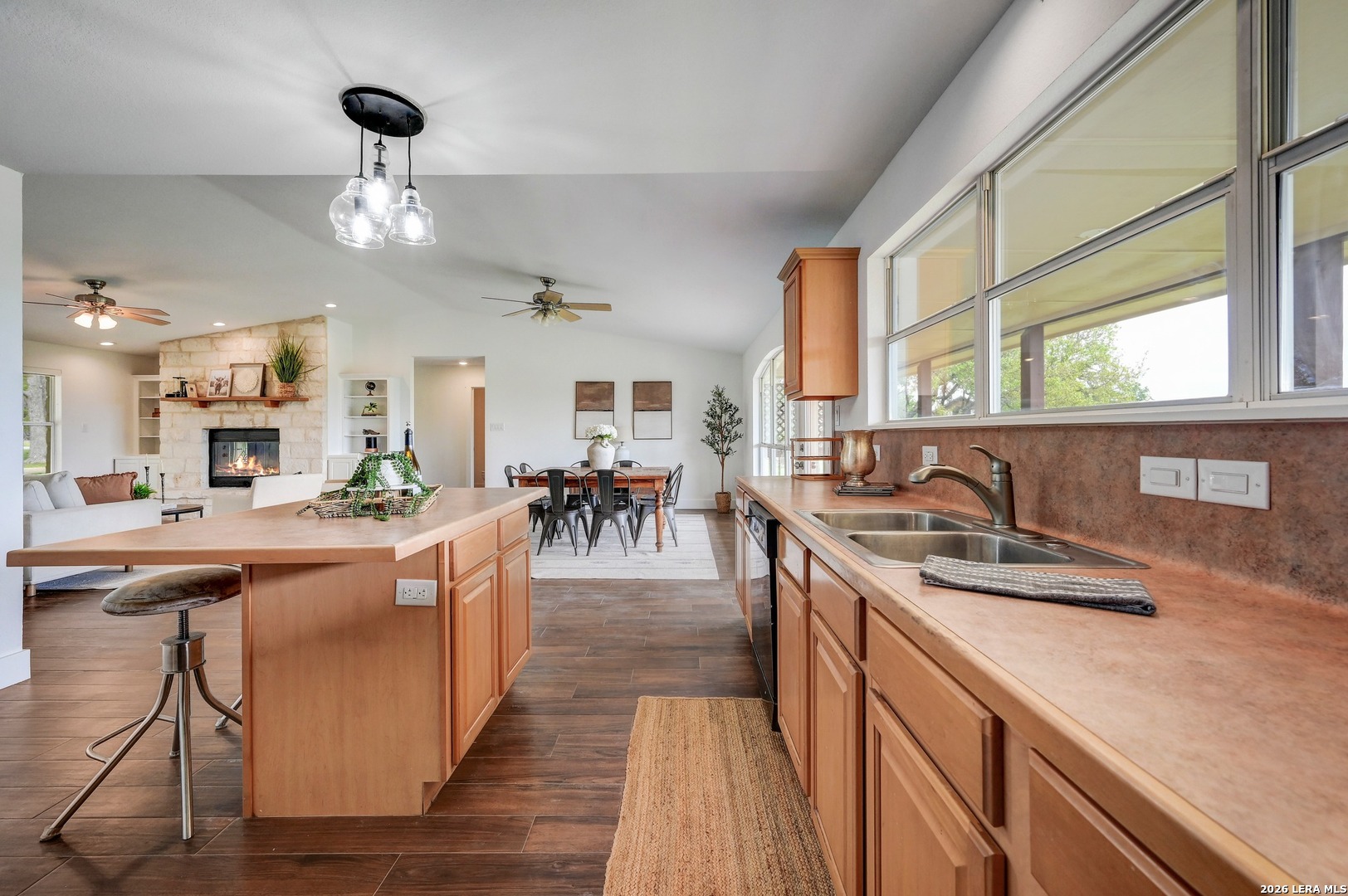 1267 RIVER BEND DR, Blanco, TX 78606