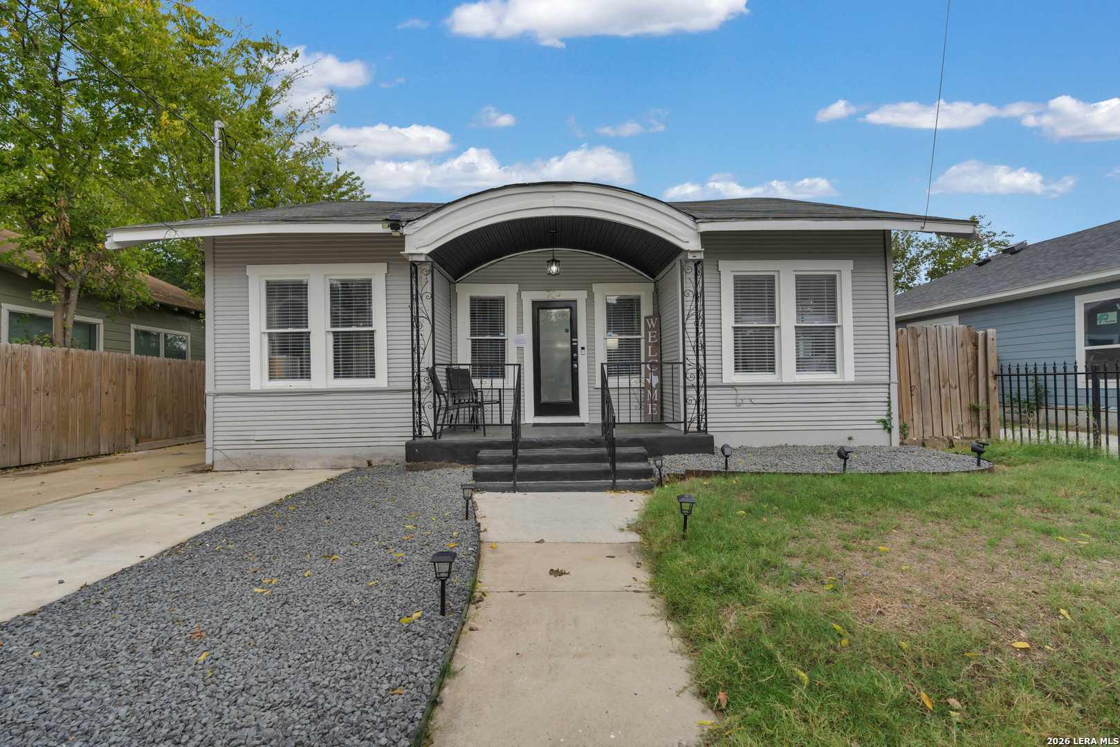 704 Cuney Listing Cover Image