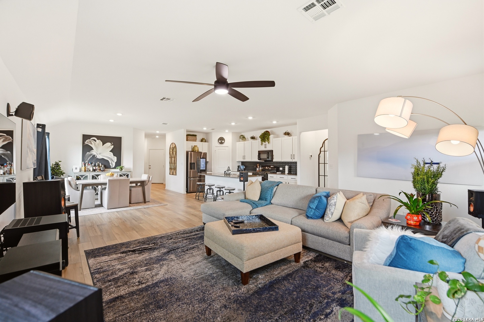 304 SONTERRA DR, San Marcos, TX 78666