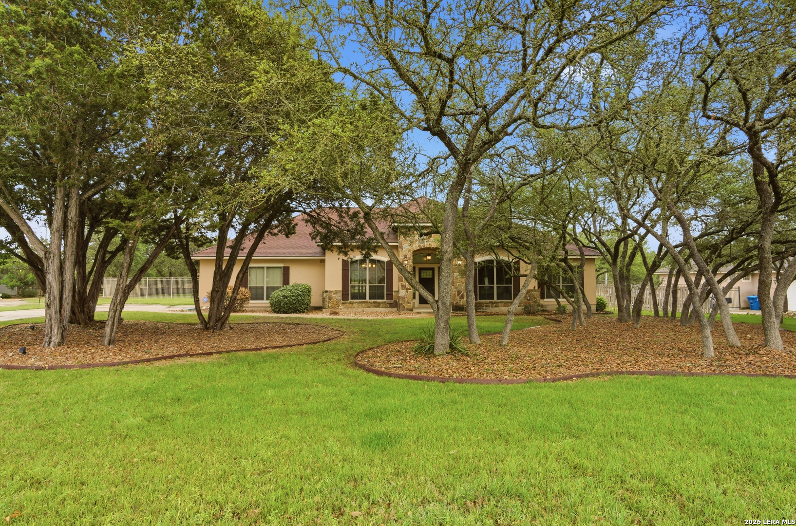 8524 Verano Dr Listing Cover Image