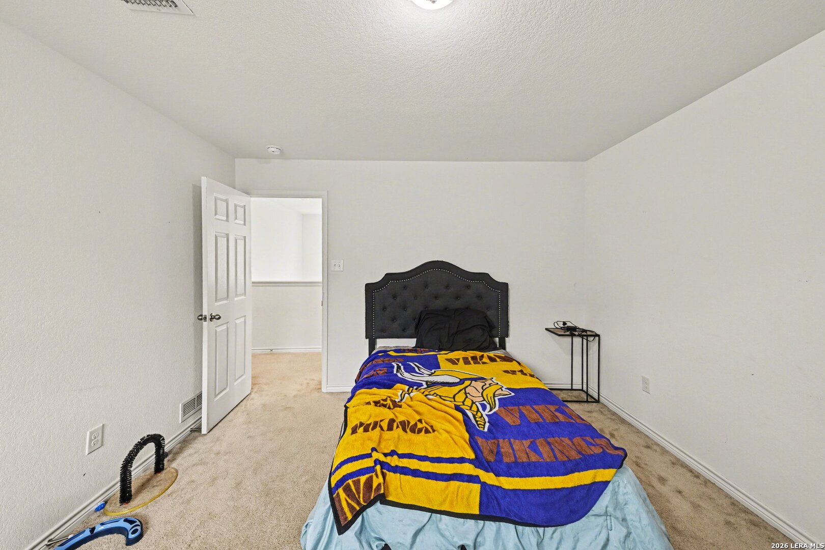 9825 Overlook Cyn, San Antonio, TX 78245