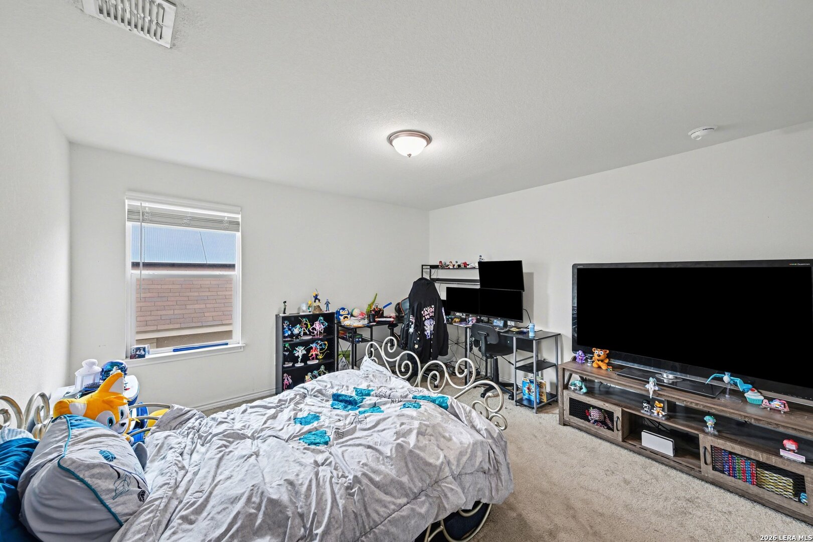 9825 Overlook Cyn, San Antonio, TX 78245