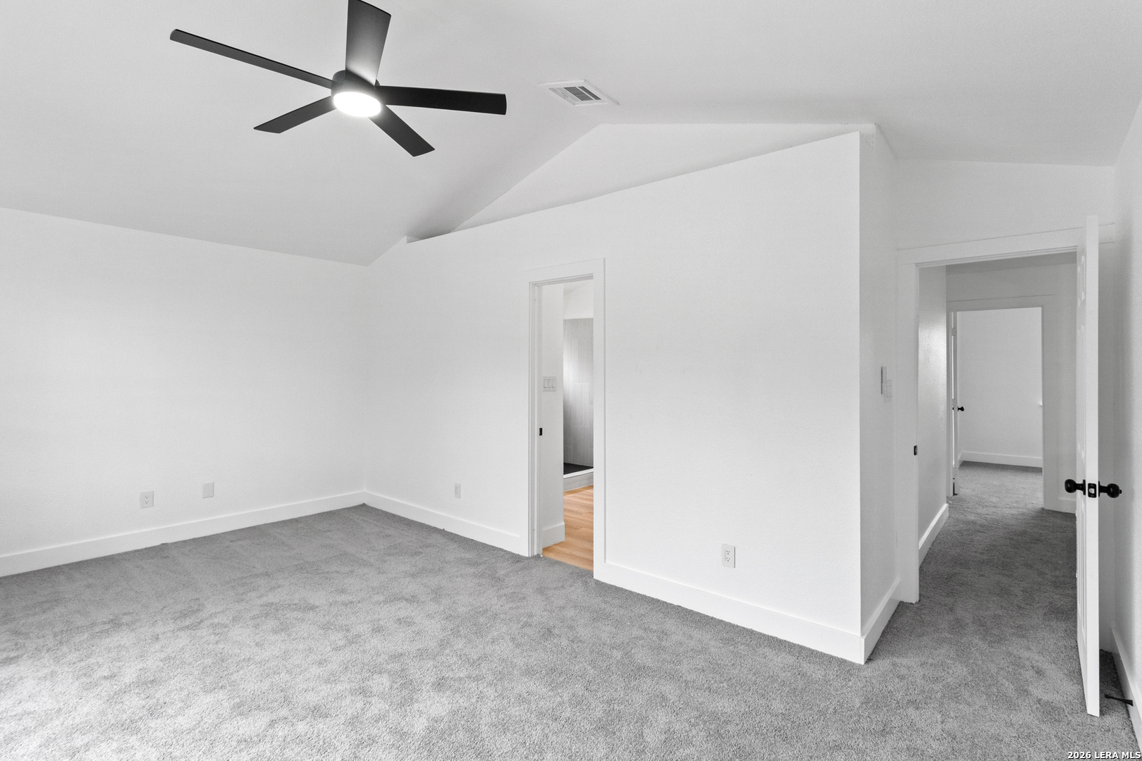 15610 Knollhollow, San Antonio, TX 78247