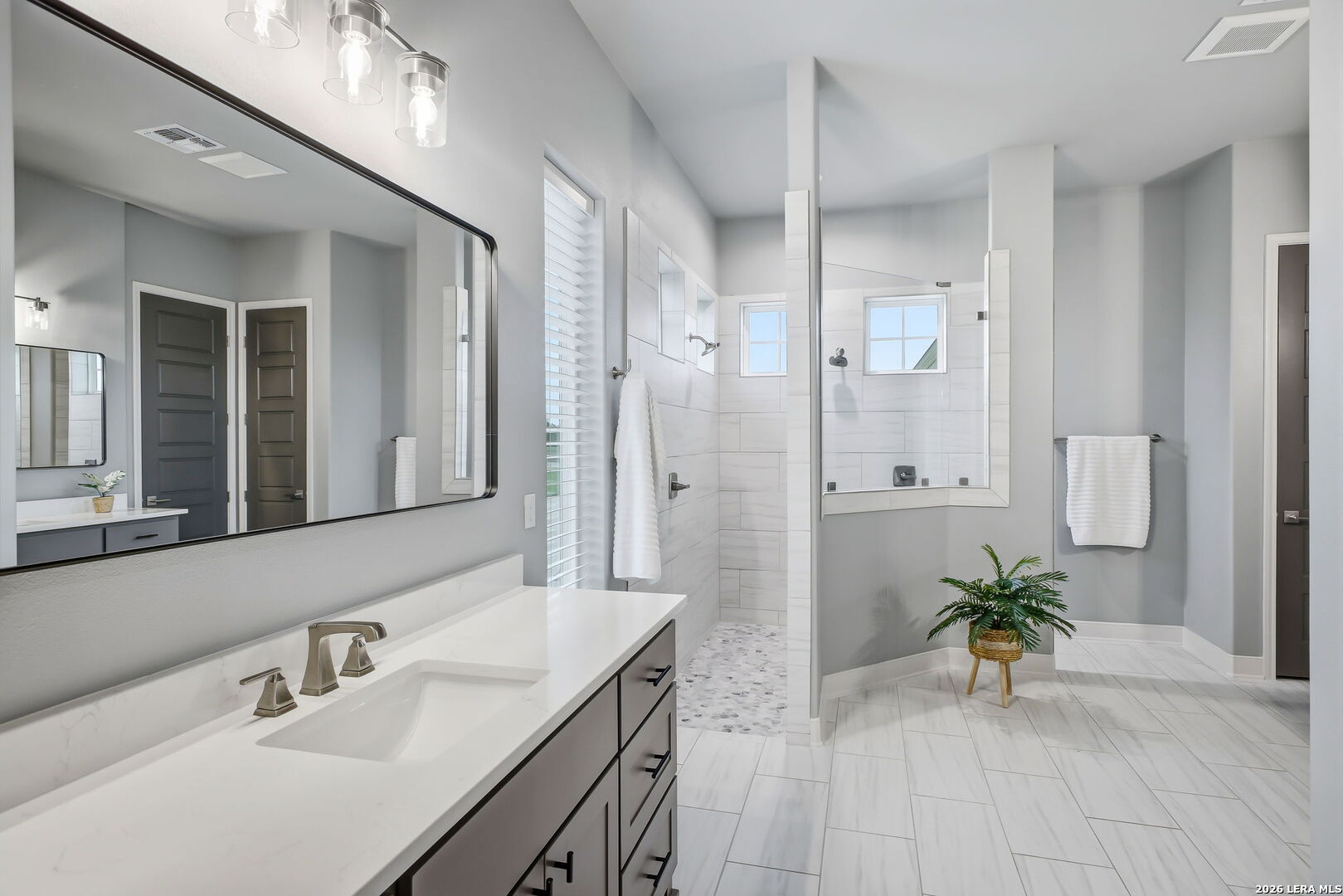 131 WRIGHT CREEK RD, Victoria, TX 77905