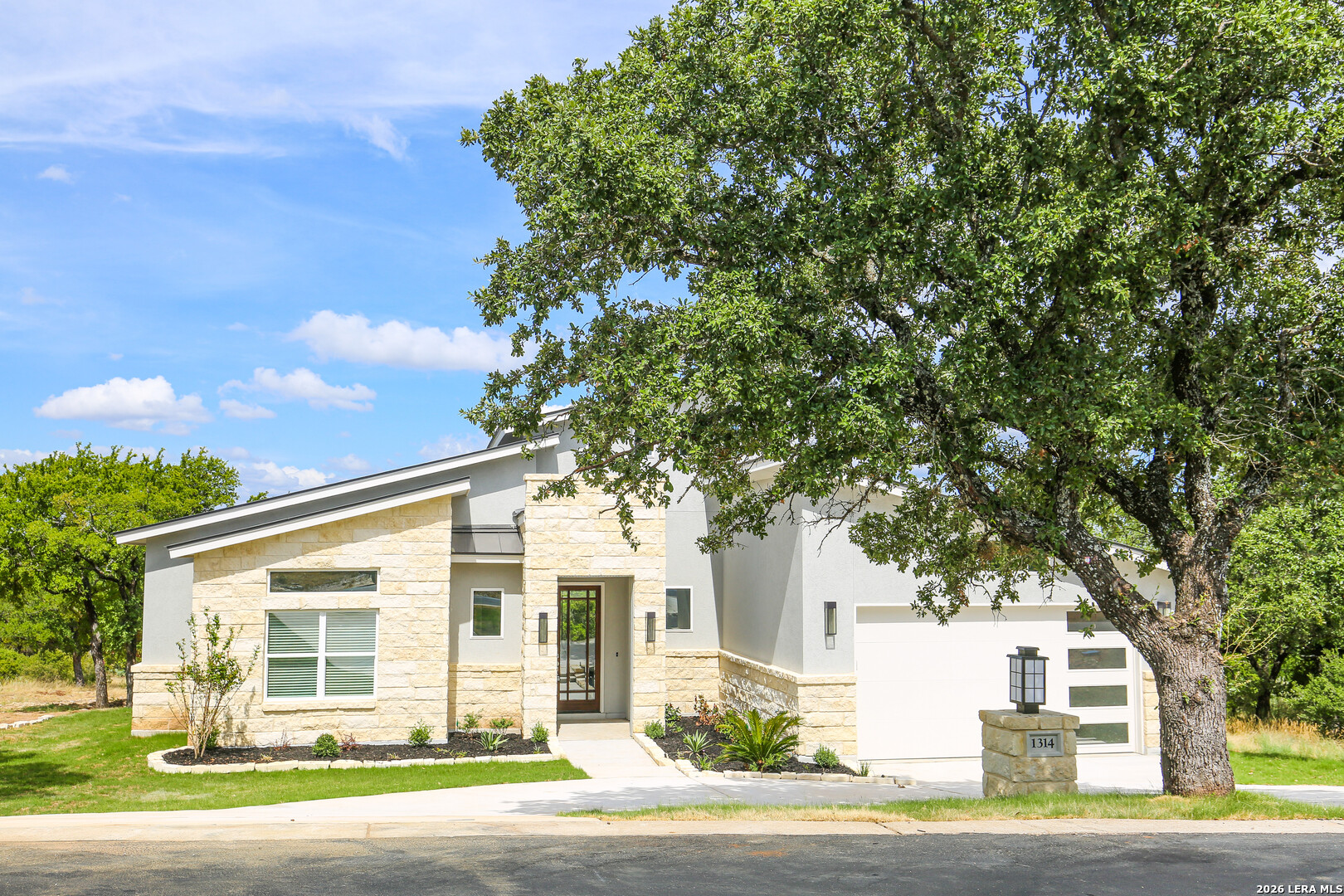 7809 Ventura Blvd, Selma, TX 78154