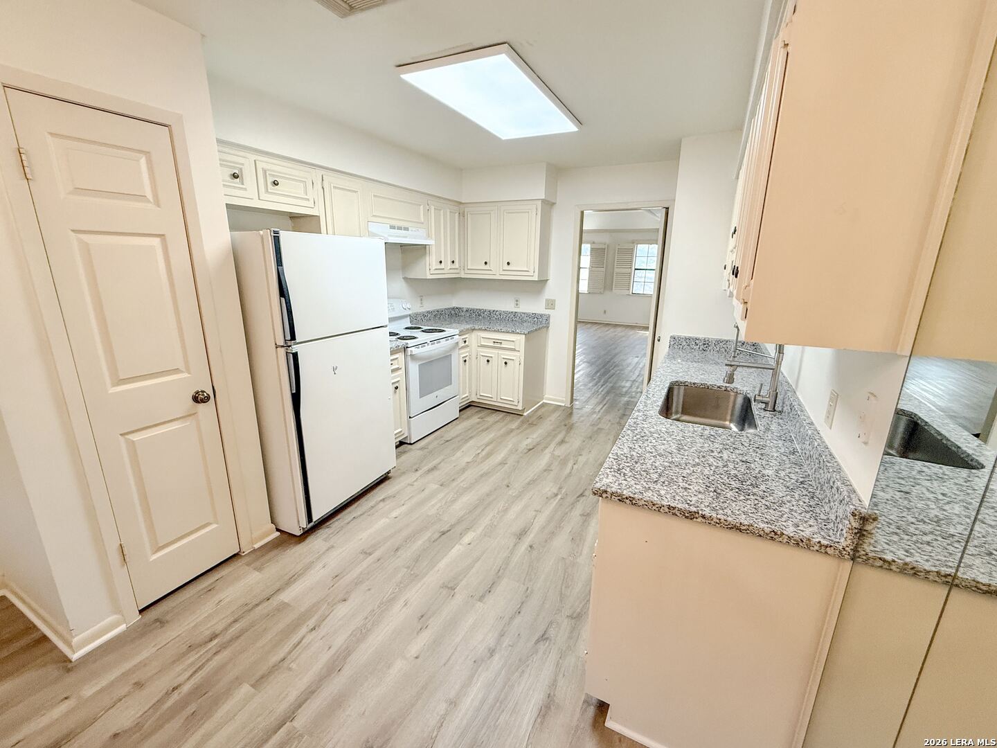 8415 Fredericksburg Rd, #1004, San Antonio, TX 78229