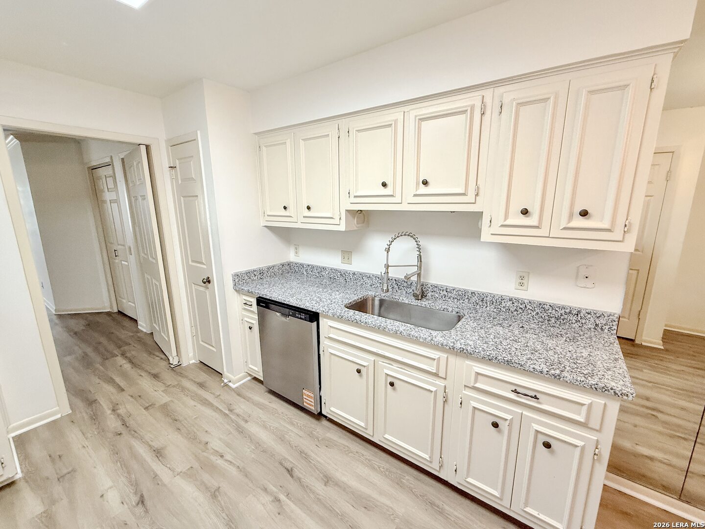 8415 Fredericksburg Rd, #1004, San Antonio, TX 78229