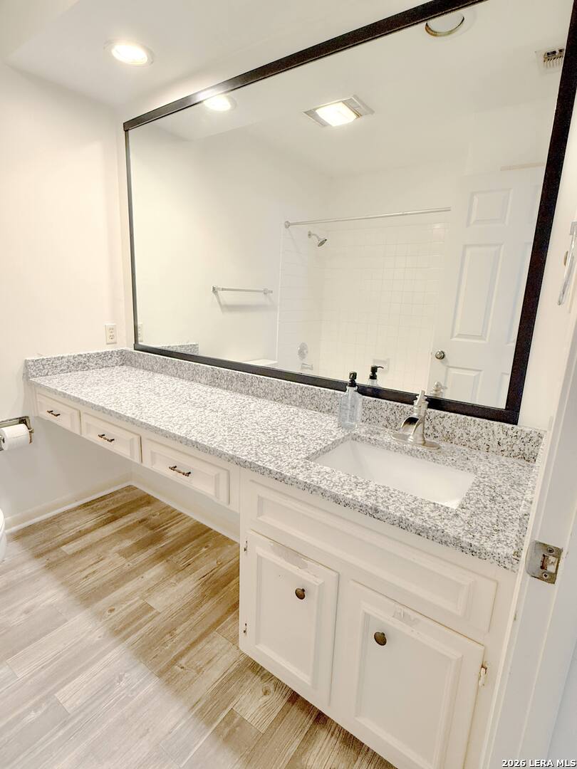 8415 Fredericksburg Rd, #1004, San Antonio, TX 78229