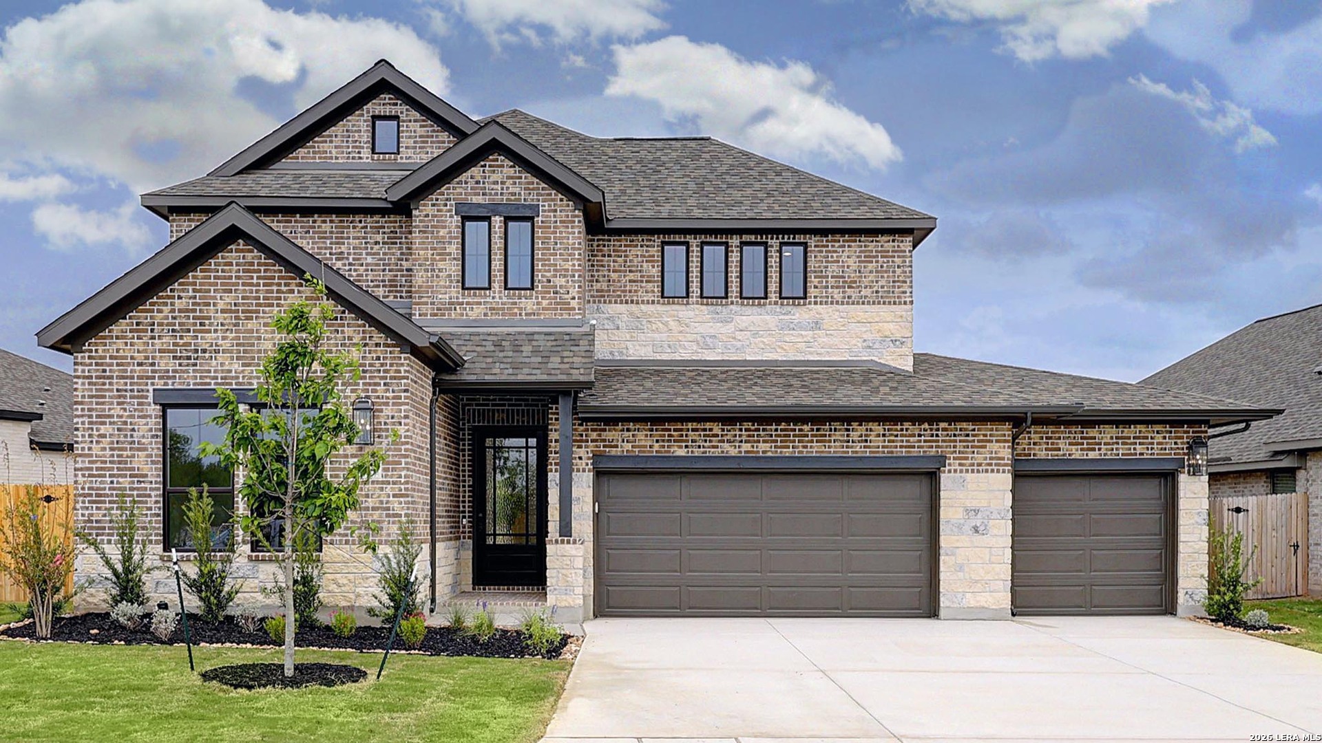 494 White Oak Listing Cover Image