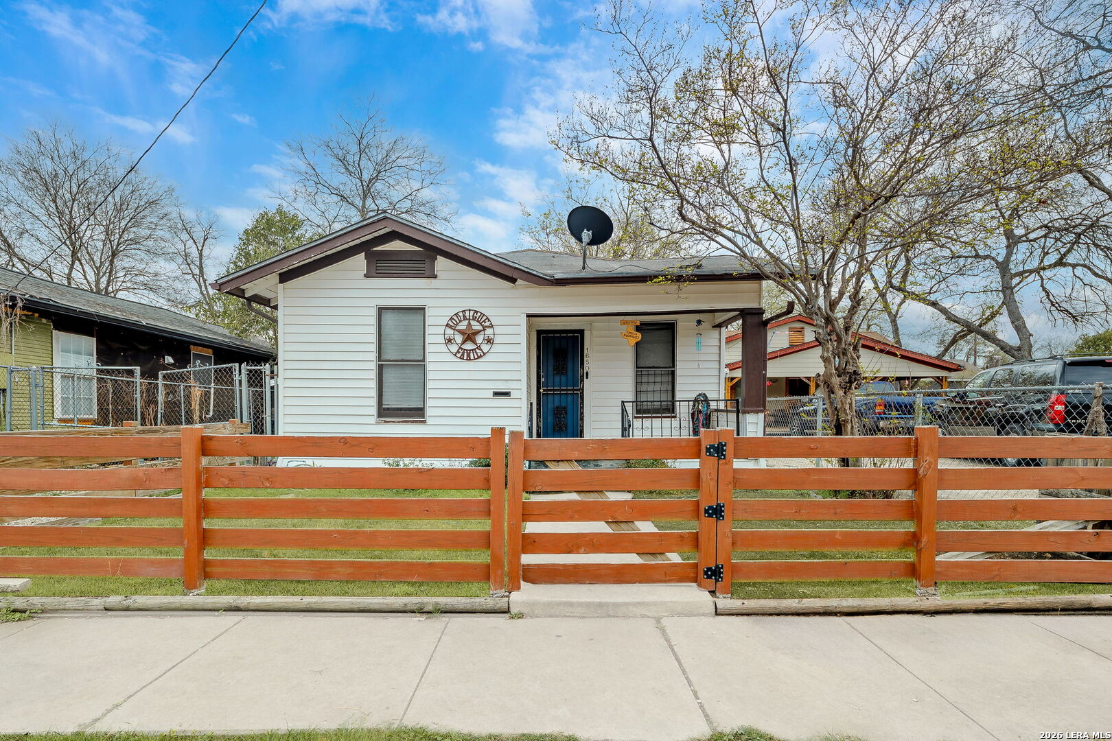 1650 Laurel Listing Cover Image