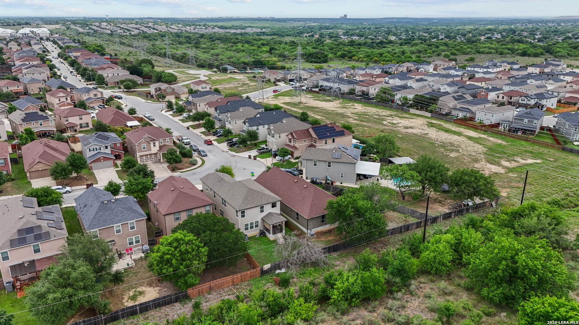 1635 IRON CRK, San Antonio, TX 78245