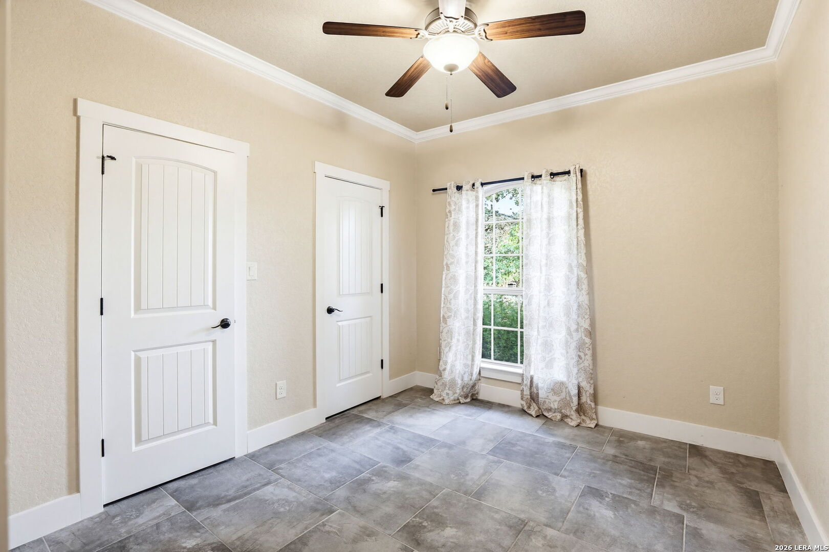 181 CHAMPIONS BLVD, La Vernia, TX 78121