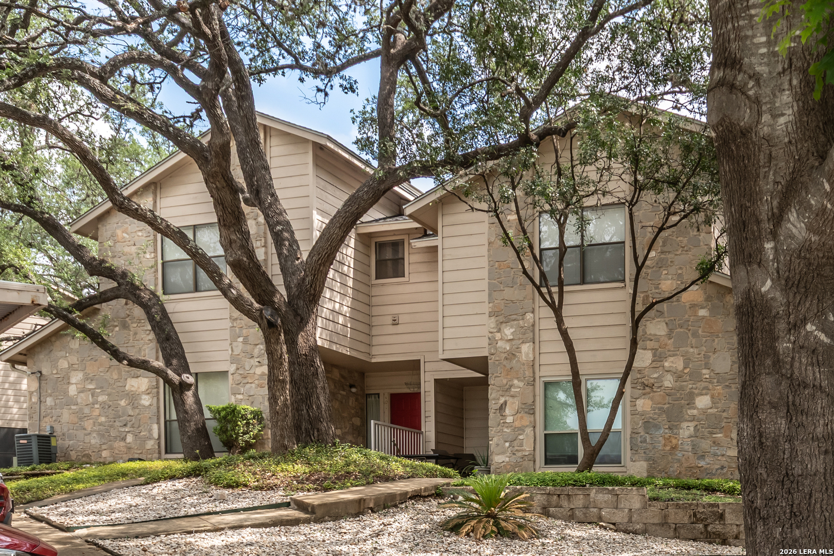 829 Bitters Rd Listing Cover Image