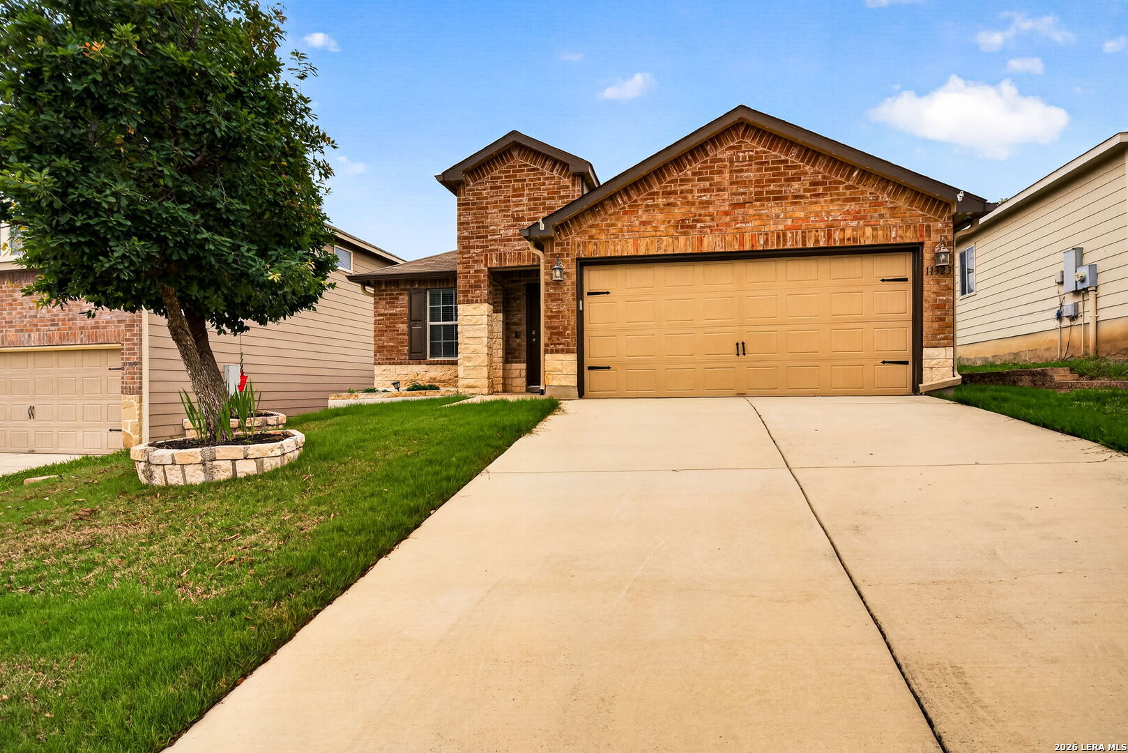 11323 Fine Design Listing Cover Image