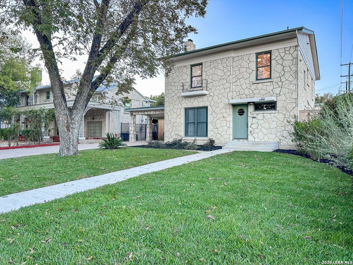 102 Luther Dr Listing Cover Image