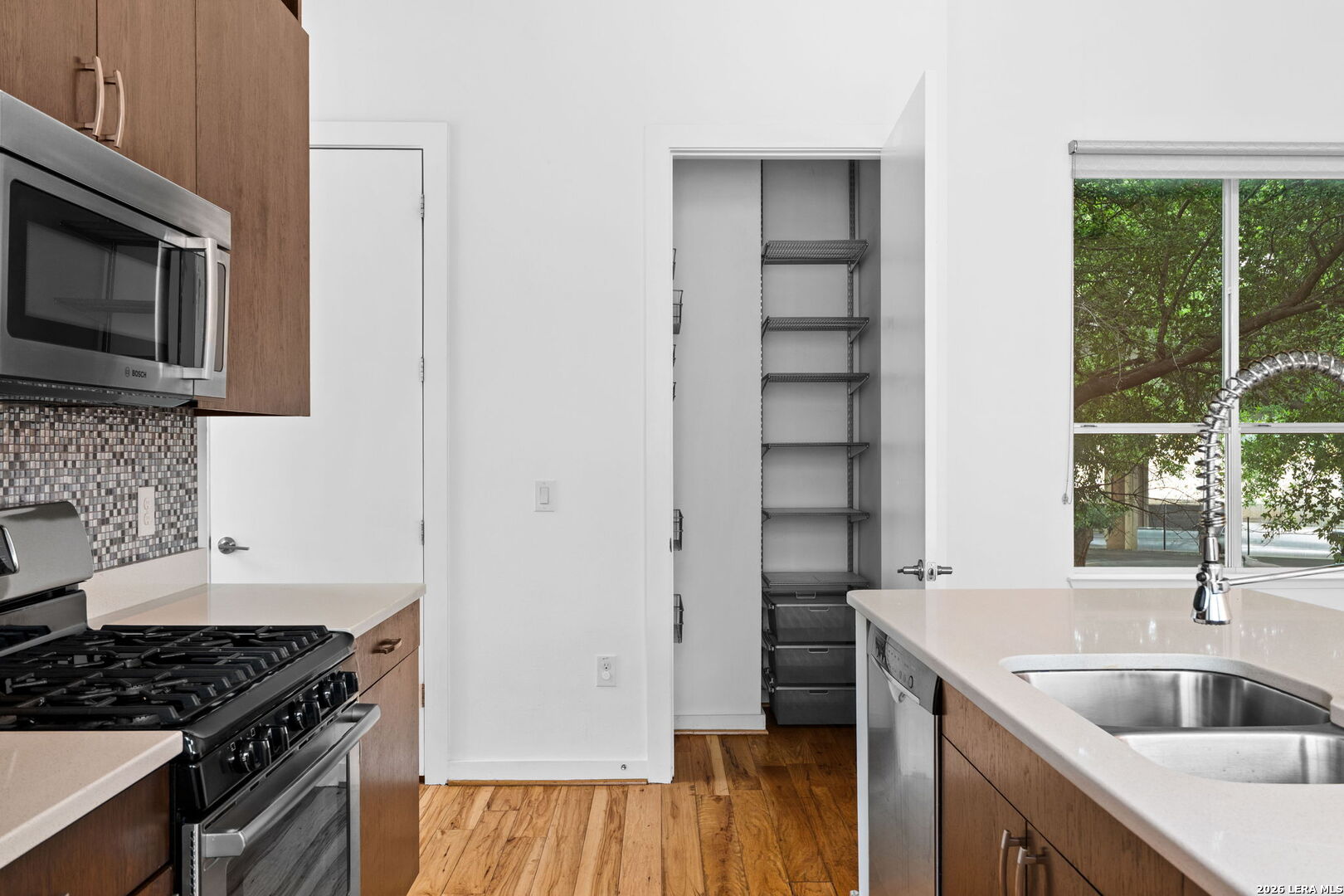 1120 E Quincy, San Antonio, TX 78212