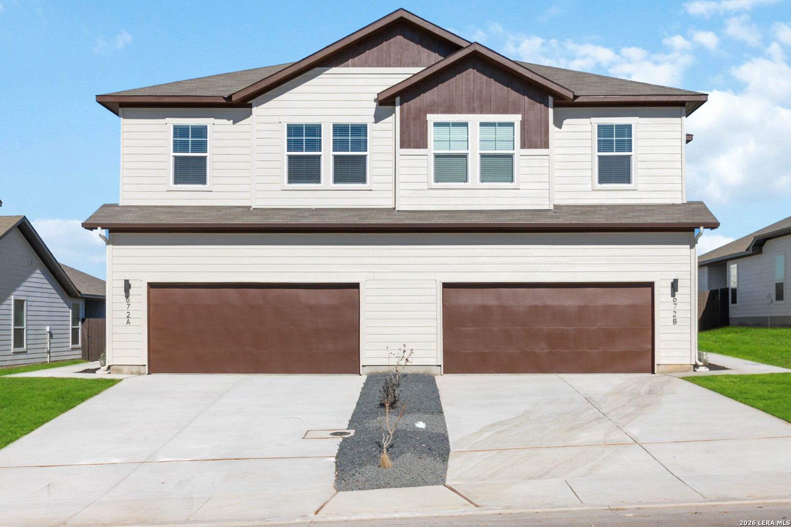 321-325 Colgin Dr Listing Cover Image