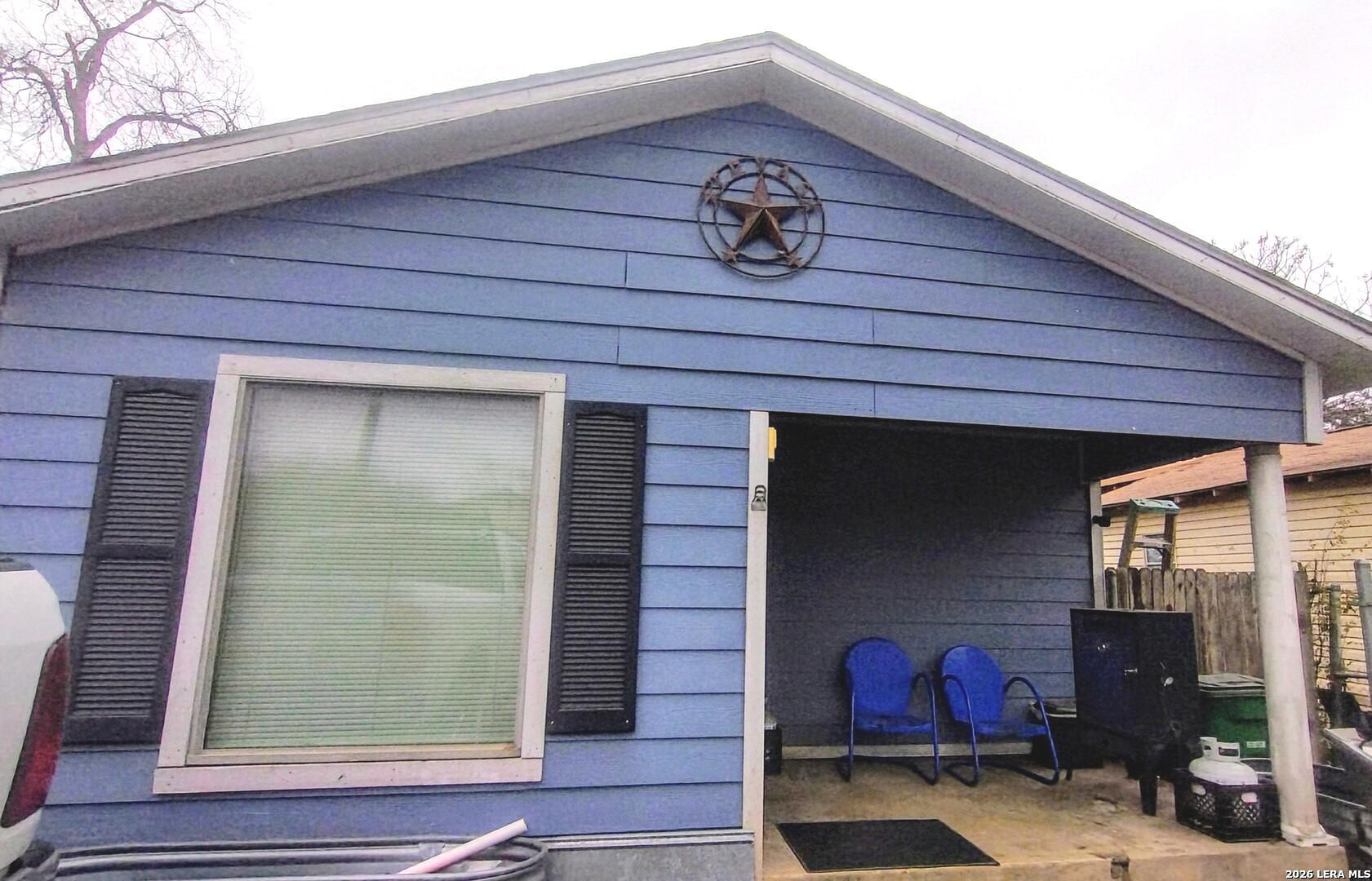 3523 Laredo St Listing Cover Image
