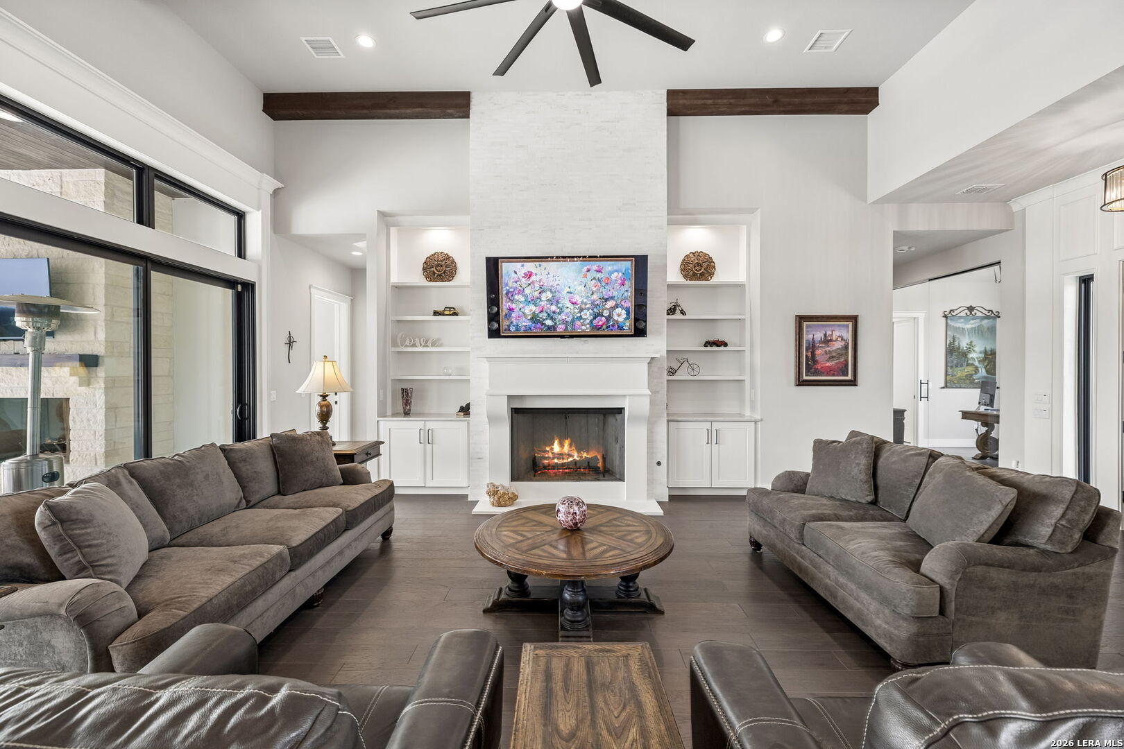 1051 N Cattlemans Crossing Dr, Kerrville, TX 78028