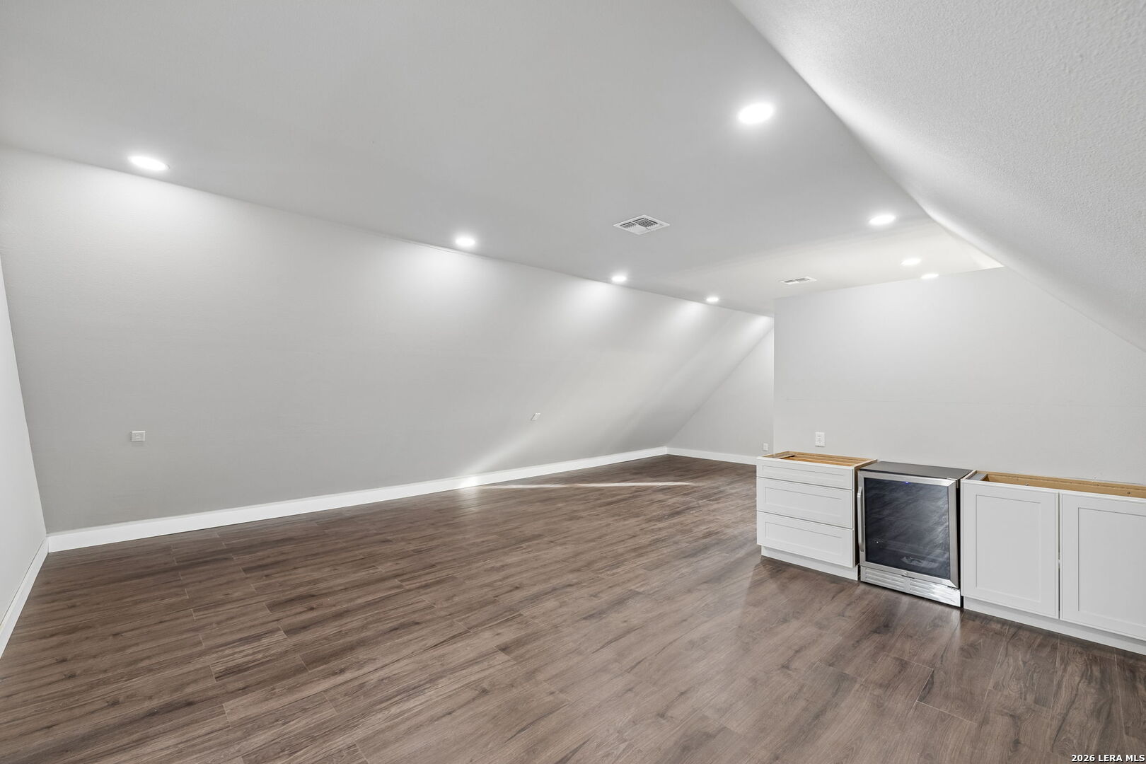 1051 N Cattlemans Crossing Dr, Kerrville, TX 78028