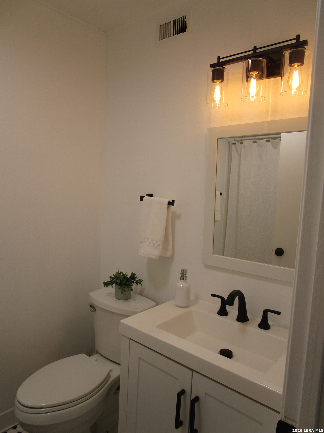 1045 Shook Ave, #146 H, Olmos Park, TX 78212