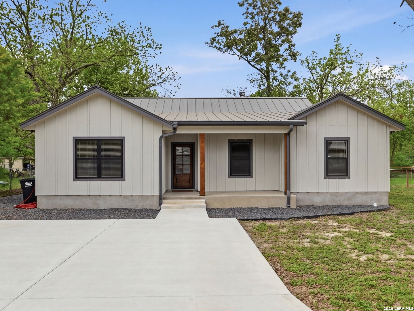 812 Lafayette Listing Cover Image