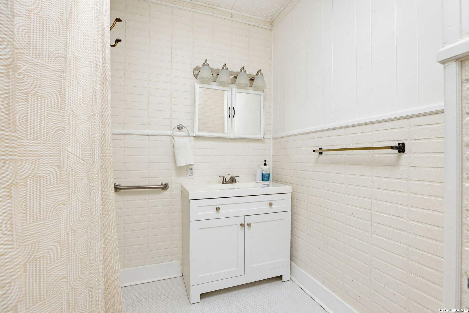 239 E Ligustrum, San Antonio, TX 78228