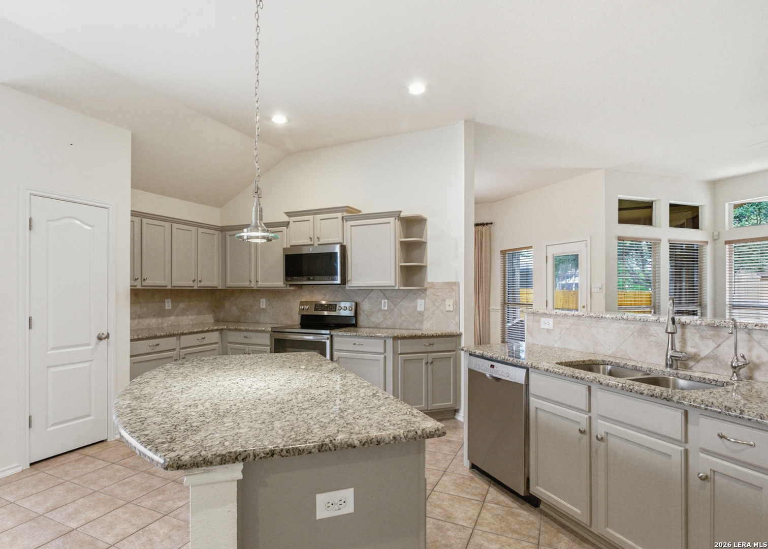229 CORDERO DR, Cibolo, TX 78108
