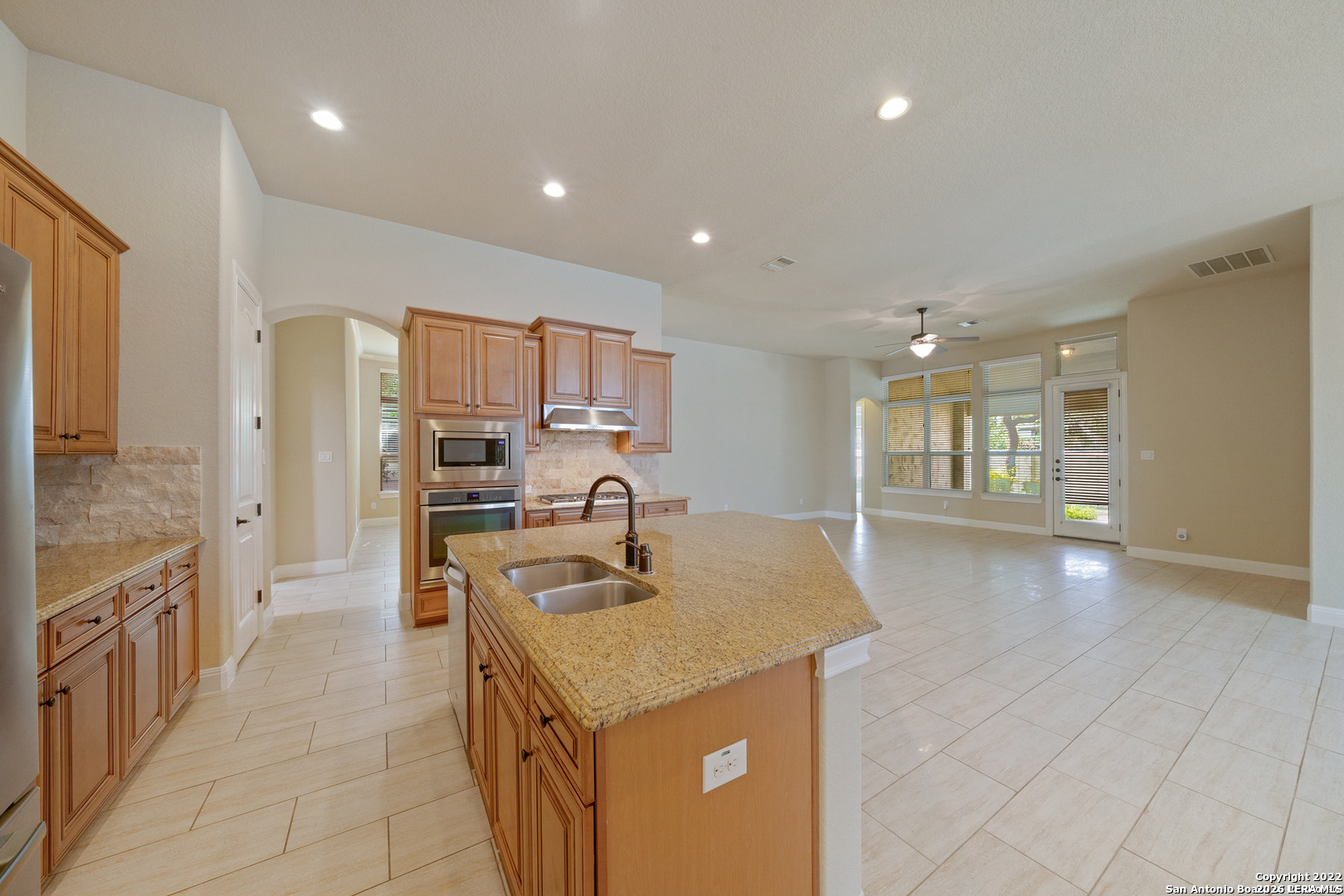 42 AVALON PARK, San Antonio, TX 78257