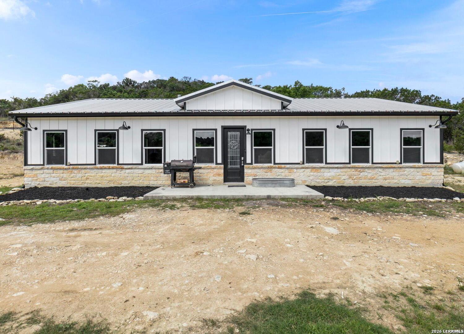 486 Camino Real Rd Listing Cover Image