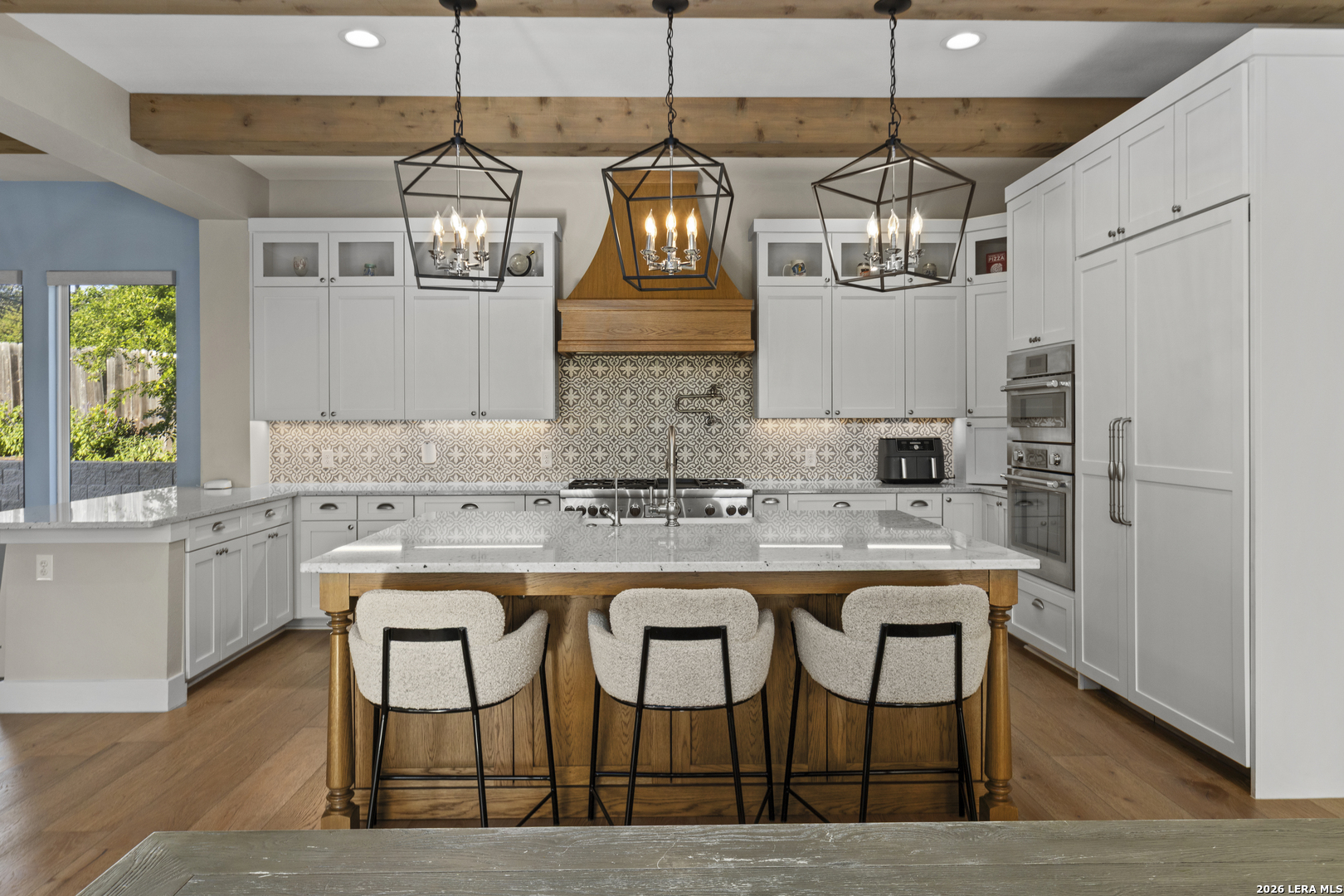 1025 GARRATY RD, Terrell Hills, TX 78209