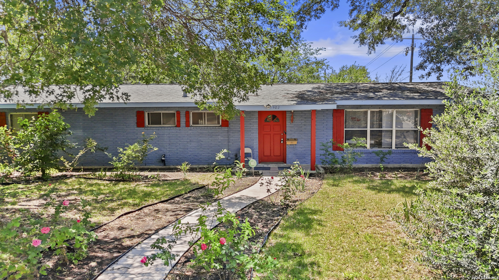 302 Redcliff