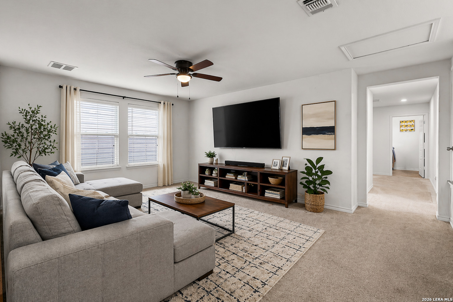 1635 IRON CRK, San Antonio, TX 78245