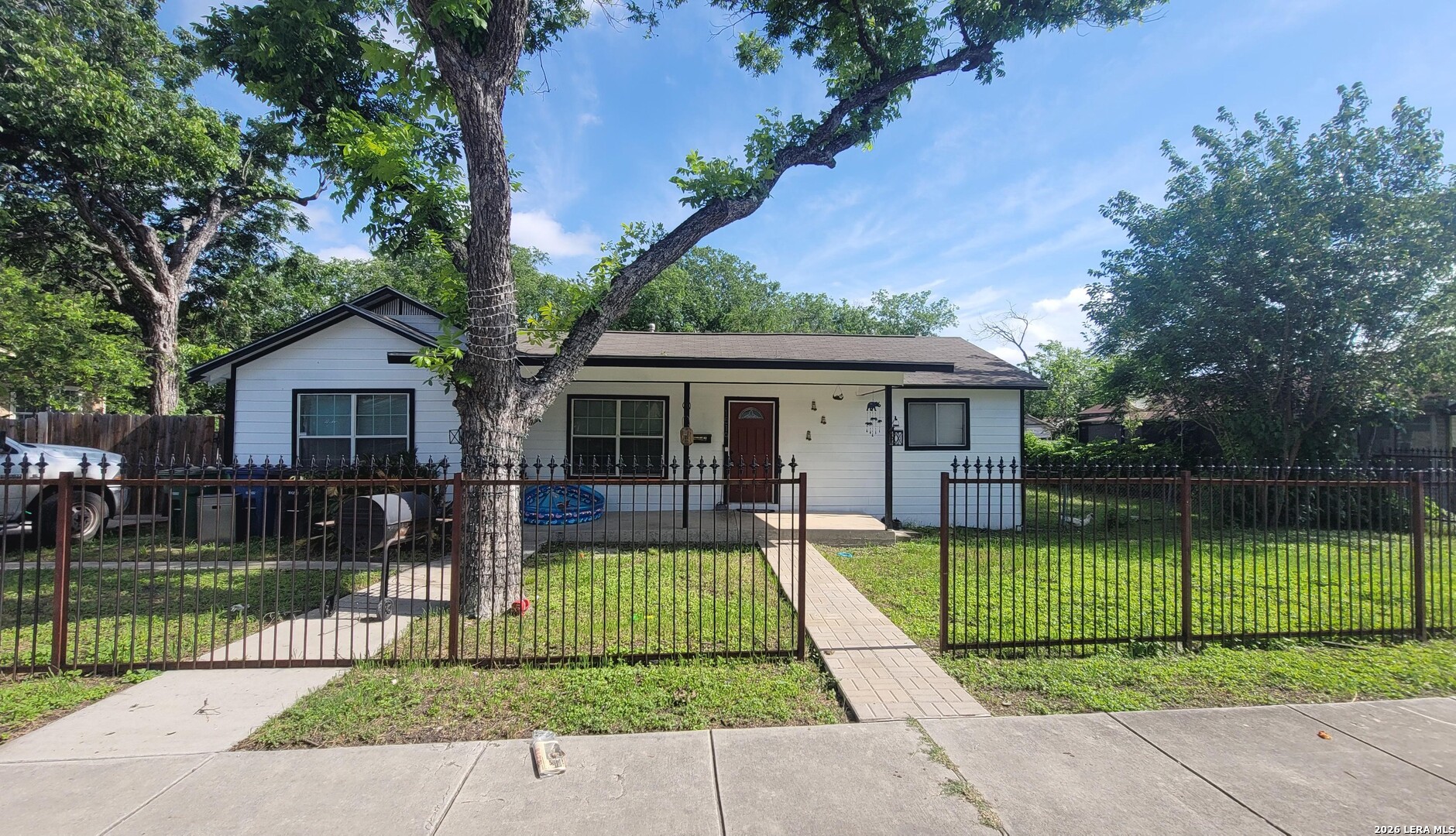 1519 El Monte Listing Cover Image