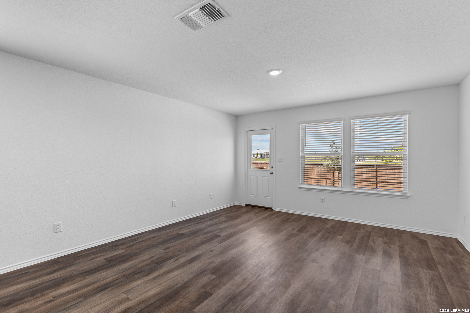 4109 LAZY LILY DR, Seguin, TX 78155