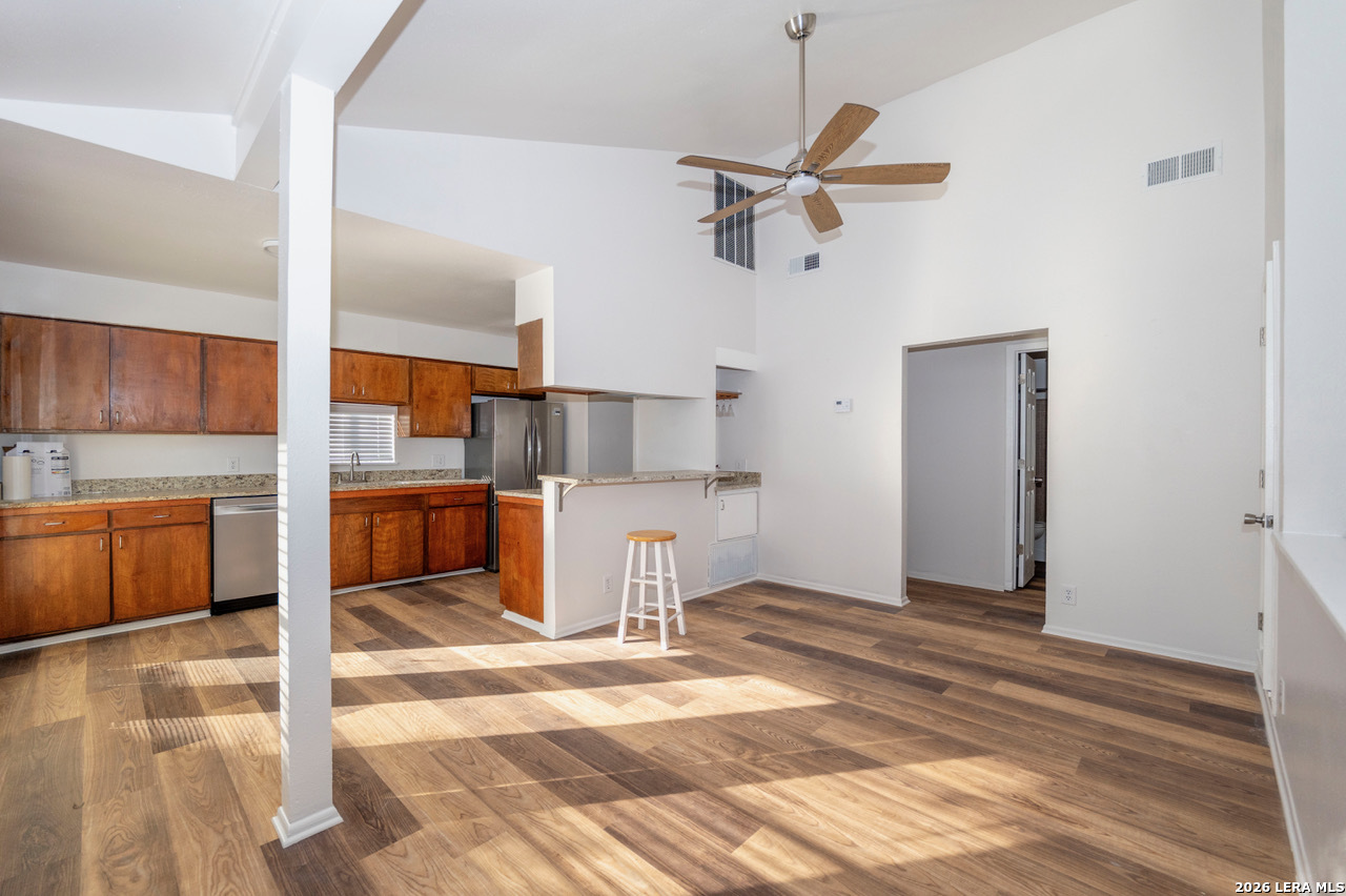 538 W Elsmere, San Antonio, TX 78212