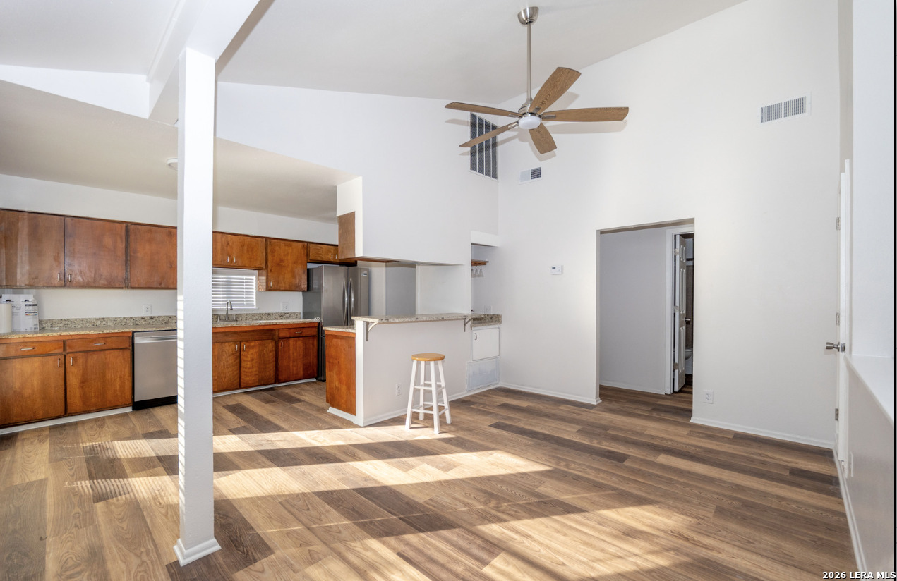 538 W Elsmere, San Antonio, TX 78212